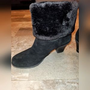 Black Suede Anne Klein Sport Faux Fur Lined Boots Size 8.5